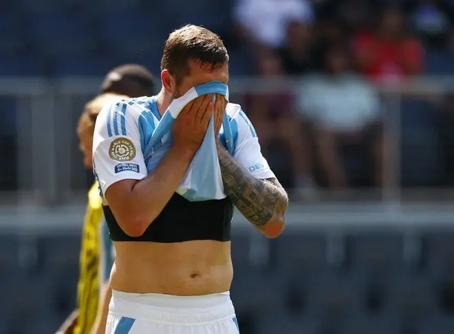 Bóng đá châu á thảm bại